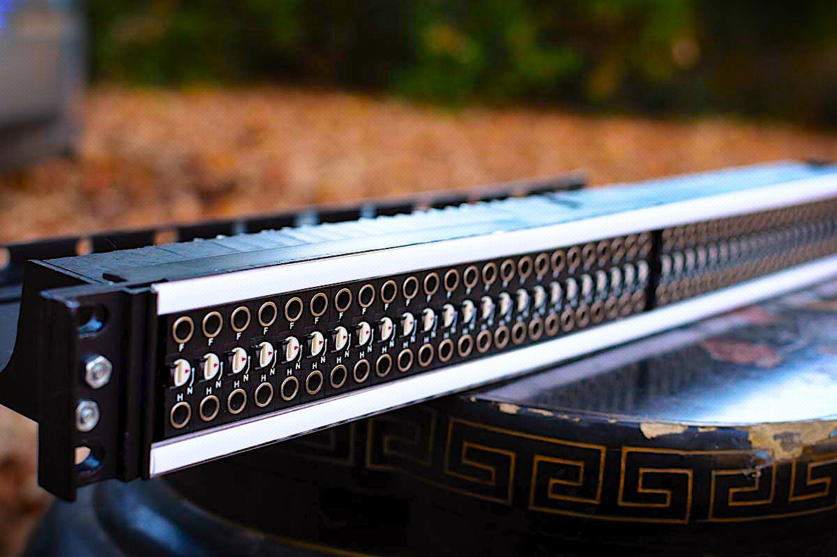 New SwitchCraft EZ Normal Patchbay 2  New SwitchCraft EZ Normal Patchbay 2
